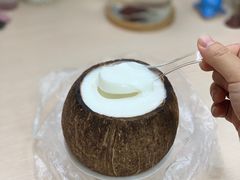 -椰爺爺·椰子冻砵仔糕
