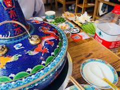 -毛辣果·贵州红酸汤牛肉火锅(西单店)