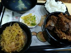 -七饭七排骨饭(伊势丹滨海店)