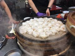 -六合夜市