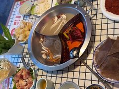 -山悦里 山野·鲜火锅(罗斯福广场店)