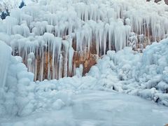 -大平台龙居瀑布旅游区