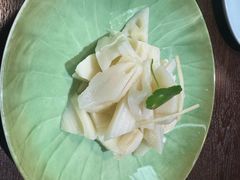 -湖畔鲁菜·二十年老字号餐厅(大明湖店)