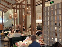 -三人行骨头王火锅(长寿店)