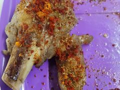 烤羊拐筋-老东镇啤酒屋海鲜加工·蒸汽海鲜·海鲜烧烤(台东店)