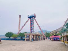 -贵安欢乐世界