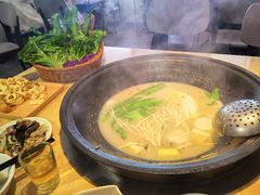 -陈大锅·岳阳鱼馆·地道岳阳菜(美食街店)