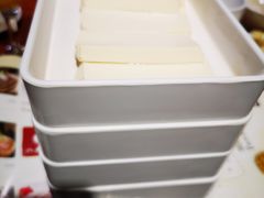 -重庆小天鹅自助火锅店(空港跨境店)