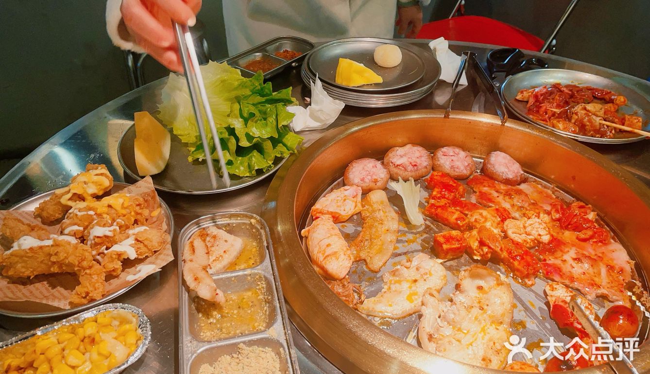 烤肉自助宝藏店！来三次才吃到！还有无限炸鸡