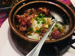 -香巴拉云南餐厅(华莱坞店)