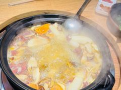 -一朵菌·野生菌探索家火锅(南亚店)