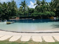 -三亚湾海居铂尔曼度假酒店