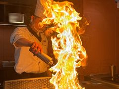 -大神太神·铁板烧(瑞虹天地月亮湾店)