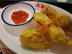 主A牛腩捞面加炸云吞-五条人糖水铺(光谷世界城店)