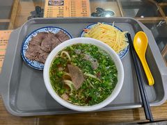 -东方宫·中国兰州牛肉拉面(三里屯店)