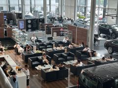 -天津波士信达奔驰4S店(卫津南路店)