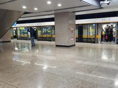 -人民广场(地铁站)