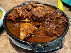 红烧素鸡烩牛腩-人全到饭店南京本帮菜馆(云锦路店)