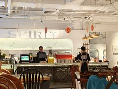 -灵意咖啡·西班牙美食(汕头金平万达广场店)