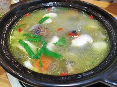 姬松茸炖鸡-妈妈的味道(和顺古镇店)