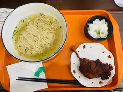 -百年老字号·观振兴蟹黄面·三虾面·苏式面(观前街富仁坊巷店)