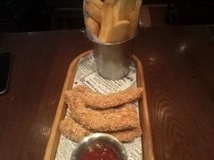 -Hooley's活利仕西餐厅(珠江新城店)