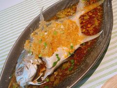 蒸海浦东海金鲳鱼-三号码头罗氏虾小馆