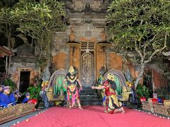 -Warung Babi Guling Ibu Oka 3