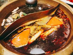 -小天鹅火锅·一线江景洪鼎旗舰店(洪崖洞店)