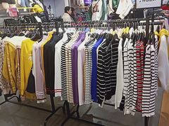 -三福时尚(三峡广场华夏银座店)