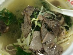 牛肉粉丝汤-小姜锅贴(凤凰街店)