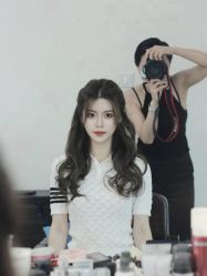 -红馆妆造(中央大街店)