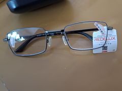 -罗伯特眼镜·蔡司官方授权(罗湖国贸店)