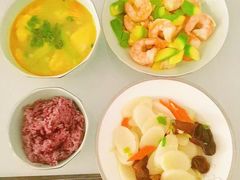 -爱月宝月嫂·育儿嫂(哈尔滨总店)