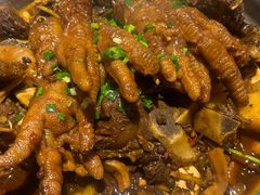 -胖哥俩肉蟹煲(长沙高铁吾悦广场店)