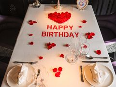 -弦月窗LUNETTE BY AMANDA(复兴路店)