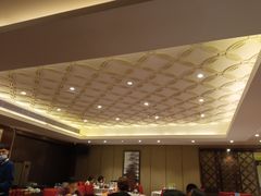 -景月阁空中食府(希尔顿酒店)