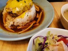 芝士牛肉汉堡咖喱饭-红小满休闲餐厅(十全街店)