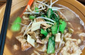 Pig Skin Rolls Noodles