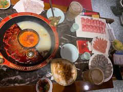 双拼猪肚鸡和辣锅-宽窄巷子火锅(周浦店)