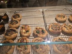 -VERIE BAKEHOUSE