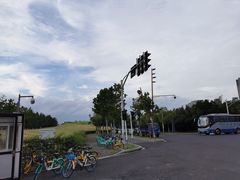 -南京眼步行桥