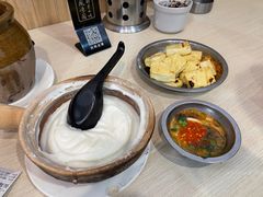 鲜奶米哺-云平风味园(护国路店)
