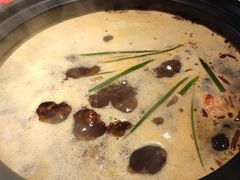 -钢管厂五区小郡肝串串香(奥克斯广场锦城万达店)