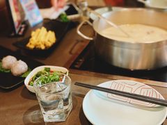 -捞王锅物料理(上海世茂广场店)