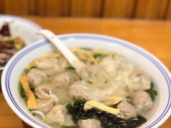 河虾肉小馄饨-君东记本帮面馆(天钥桥路店)