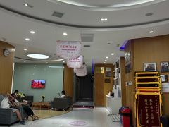 -雅悦齿科(顾村公园店)