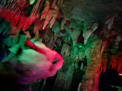 -泰安地下龙宫景区