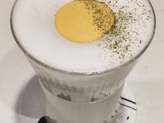 抹茶马卡龙-潮一不贰·法式甜品·生日蛋糕·西式简餐(外滩店)