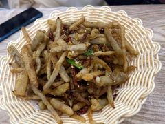 -江城燕子大排档(江汉路步行街店)